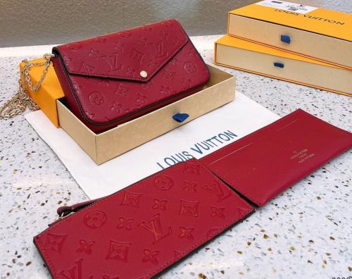 حقيبة كروس LV | عدة الوان