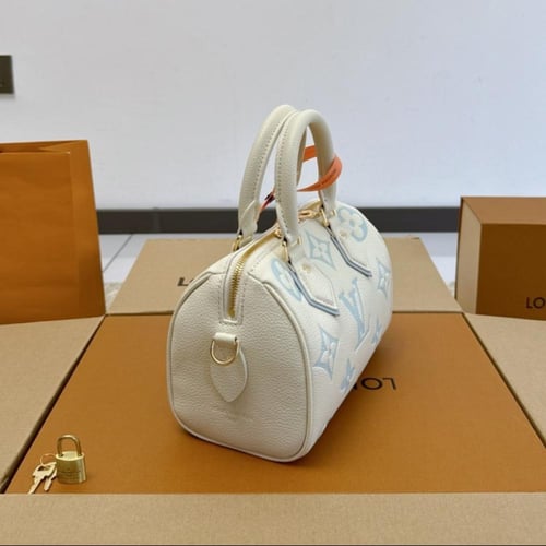 حقيبة LV سبيدي ازرق