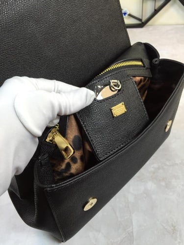 حقيبة دولتشي اند غابانا اسود