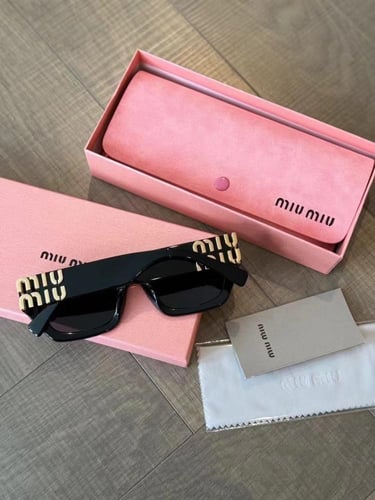 نظارة ميو ميو