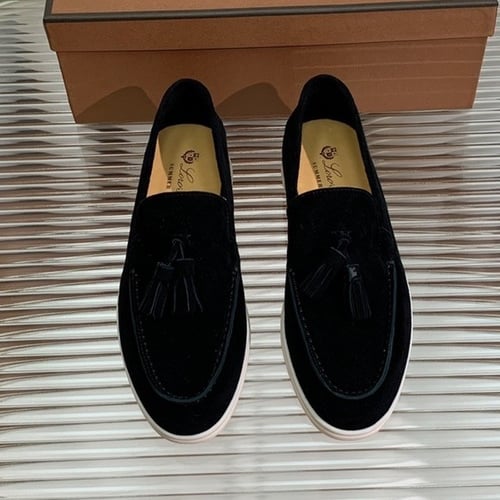 حذاء لورو بيانا