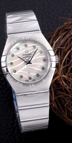 ساعة اوميقا omega