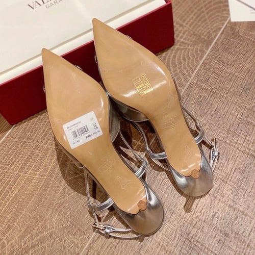 كعب فالنتينو فضي