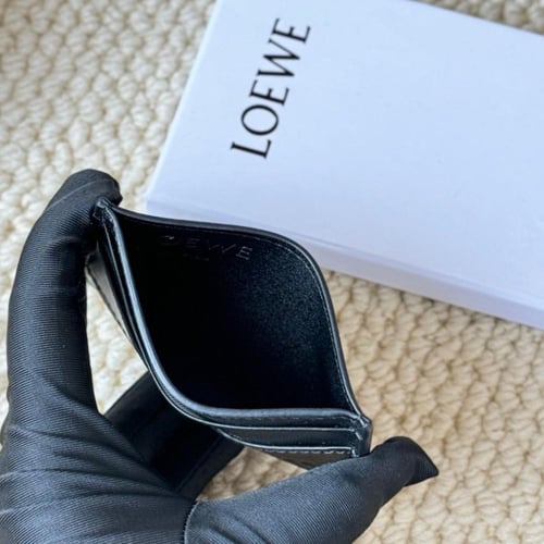 محفظة بطاقات من لويفي / أسود