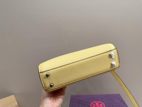 حقيبة توري بورش | عدة الوان