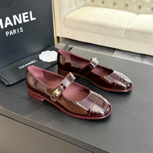 حذاء شانيل عودي