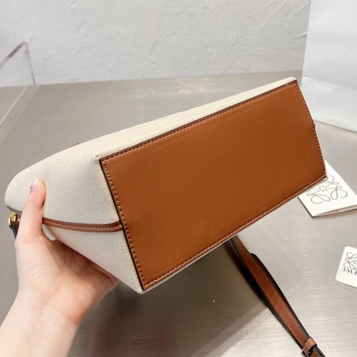 حقيبة لويفي الحجم الصغير