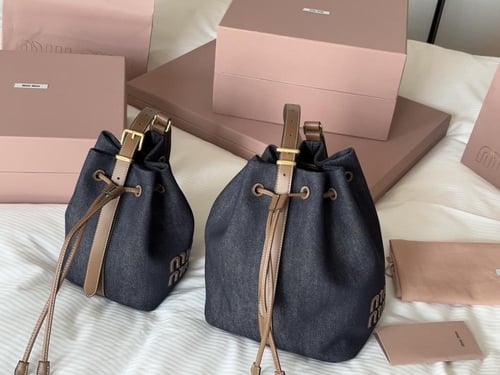 حقيبة ميو ميو قماشية بحجمين