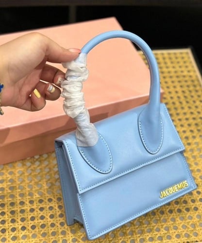 حقيبة جاكيموس عدة الوان