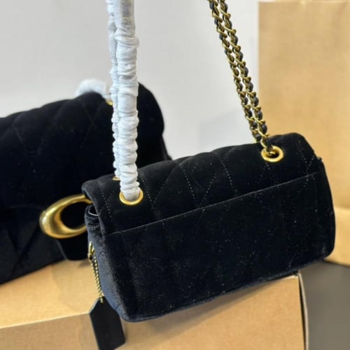 كوتش تابي مخمل