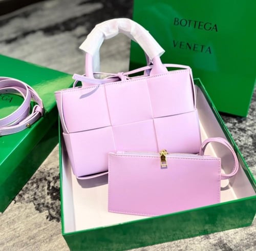 حقيبة بوتيغا BV | بعدة الوان