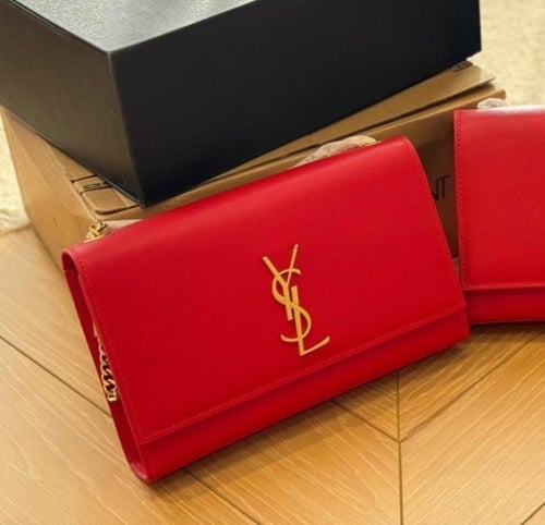 حقيبة YSL بعدة الوان