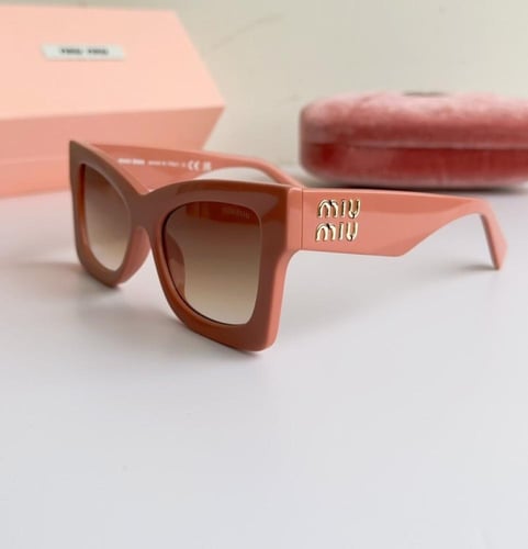 نظارة ميوميو miumiu