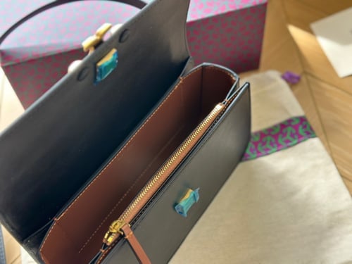 شنطه توري 4 الوان