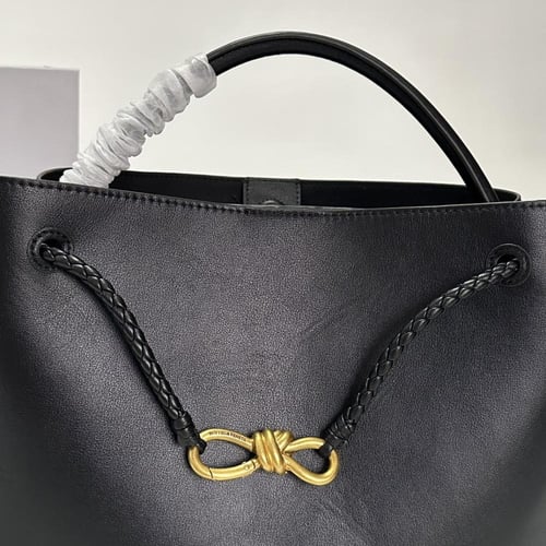 حقيبة بوتيقا BV