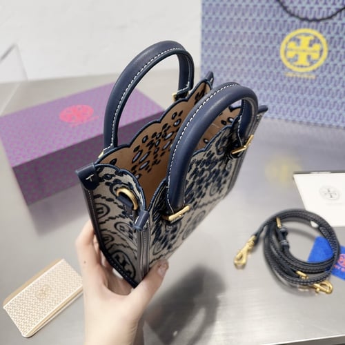 توري بورش بعده الوان5