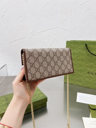 محفظة قوتشي Gucci بنقوش