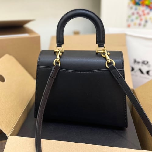 كوتش 3 الوان