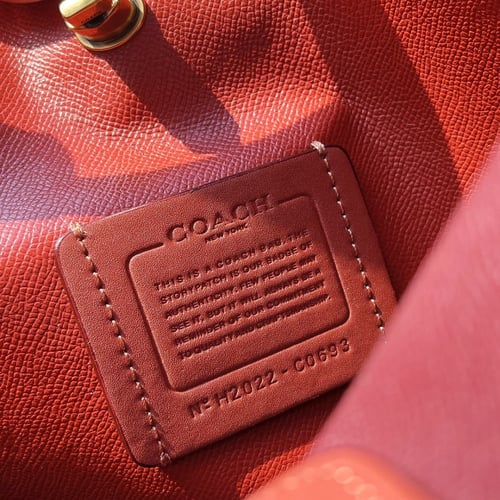 حقيبة كوتش كبيرة بني