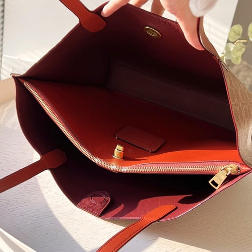 حقيبة كوتش كبيرة بني