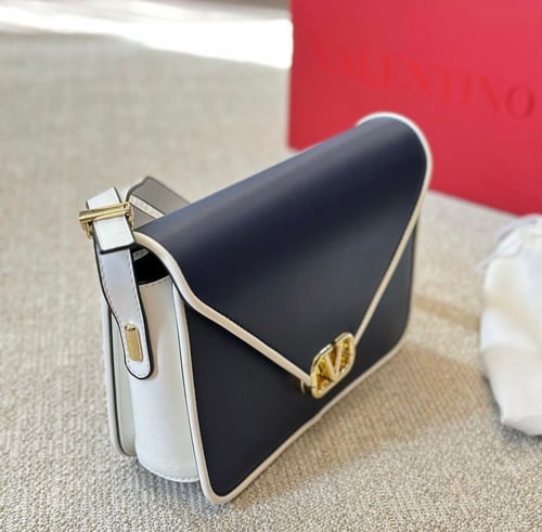 حقيبة فالنتينو | لونين