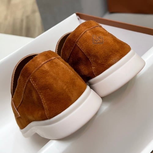 حذاء لوروبيانا 4 الوان