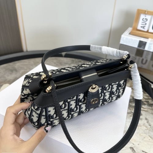 حقيبة ديور key / صغيرة