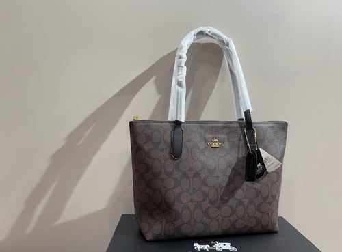 شنطه كوتش 3 الوان