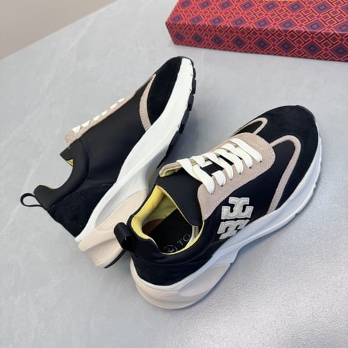 حذاء توري بورش رياضي