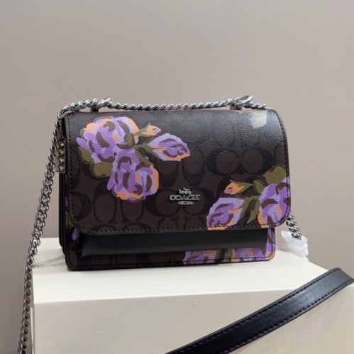 كوتش ورود صغيرة بسلسلة حديد