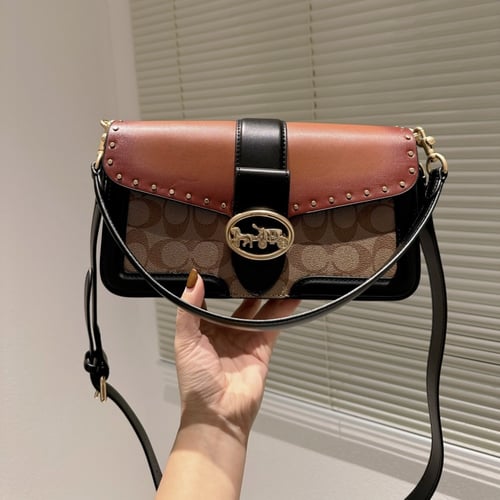 كوتش بعده الوان4