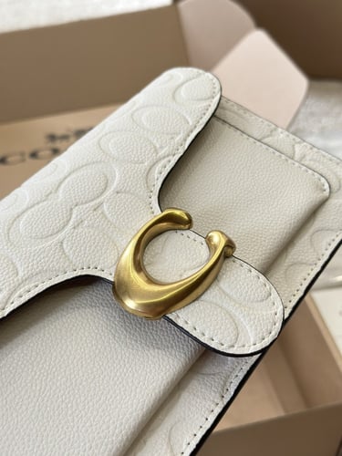 شنطه كوتش/ تابي 26