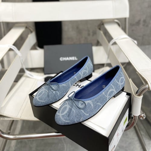 فلات شانيل 4 الوان