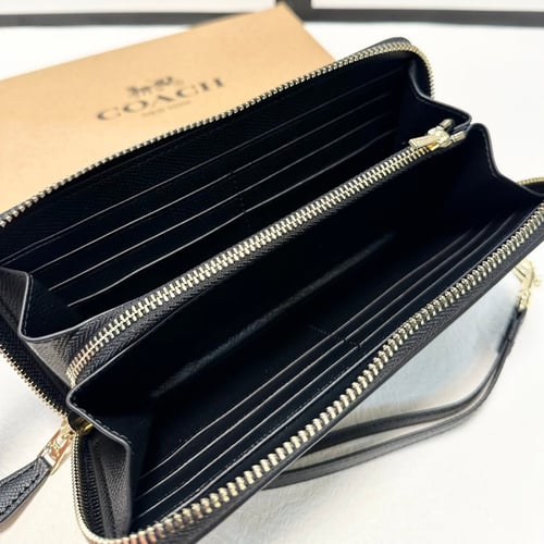 محفظة كوتش بعدة الوان