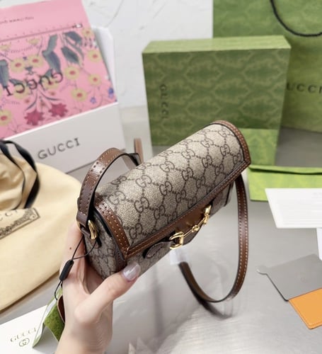 حقيبة غوتشي هورسبت صغيرة