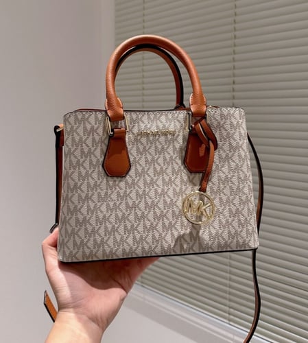 حقيبة مايكل كورس mk مديم | عدة الوان