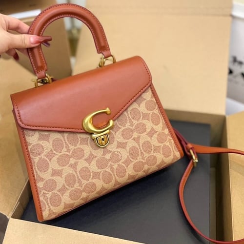 كوتش 3 الوان