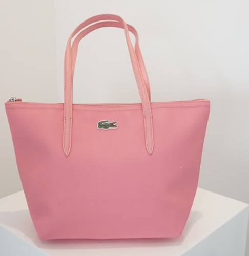 حقيبة لاكوست