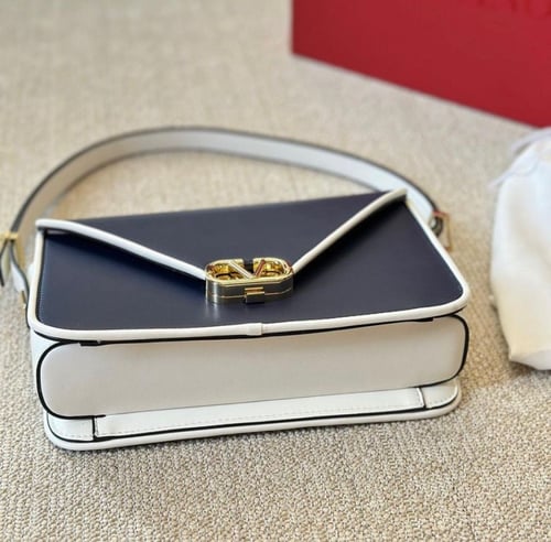 حقيبة فالنتينو | لونين