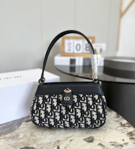 حقيبة ديور key / صغيرة