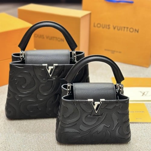 شنطه LV