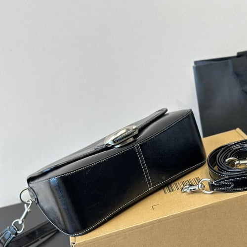 حقيبة كوتش soft tabby