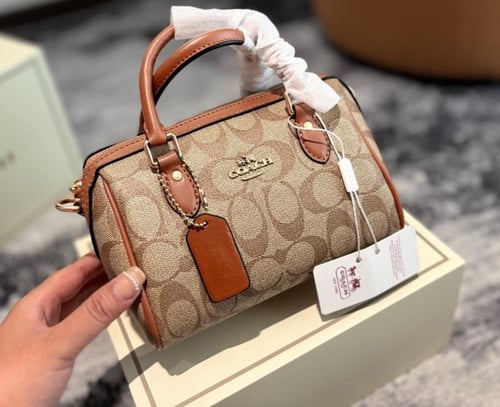 كوتش ميني عدة الوان