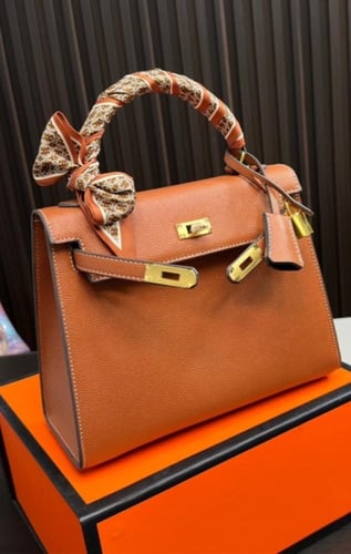 حقيبة ارميز Hermes | عدة الوان