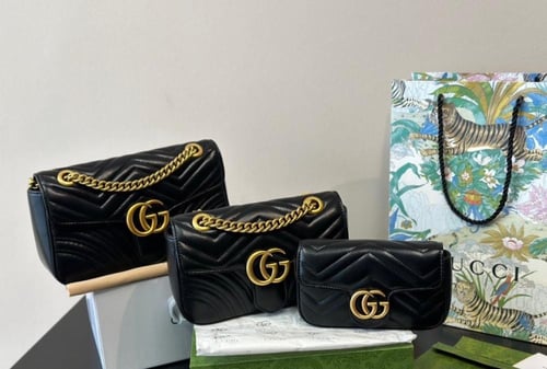 حقيبة غوتشي باحجام مختلفة