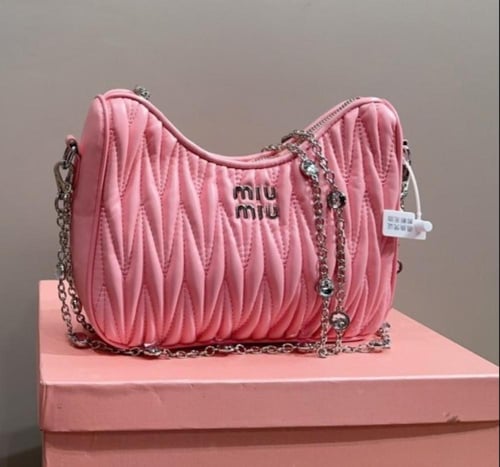 حقيبة ميوميو | miumiu
