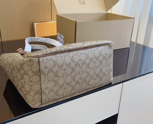 حقيبة كوتش كبيره | 3 الوان