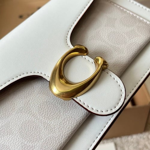 كوتش 3 الوان