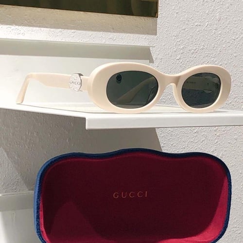 نظارات غوتشي بيضاوية