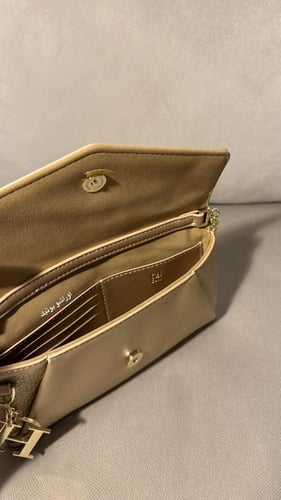 حقيبة كارولينا هيريرا | ذهبي